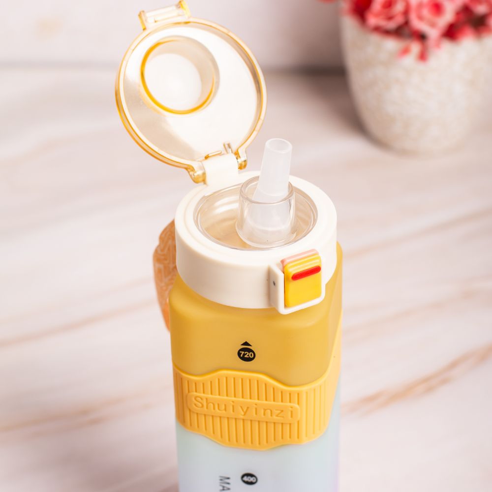 Square shape water bottle Multicolor