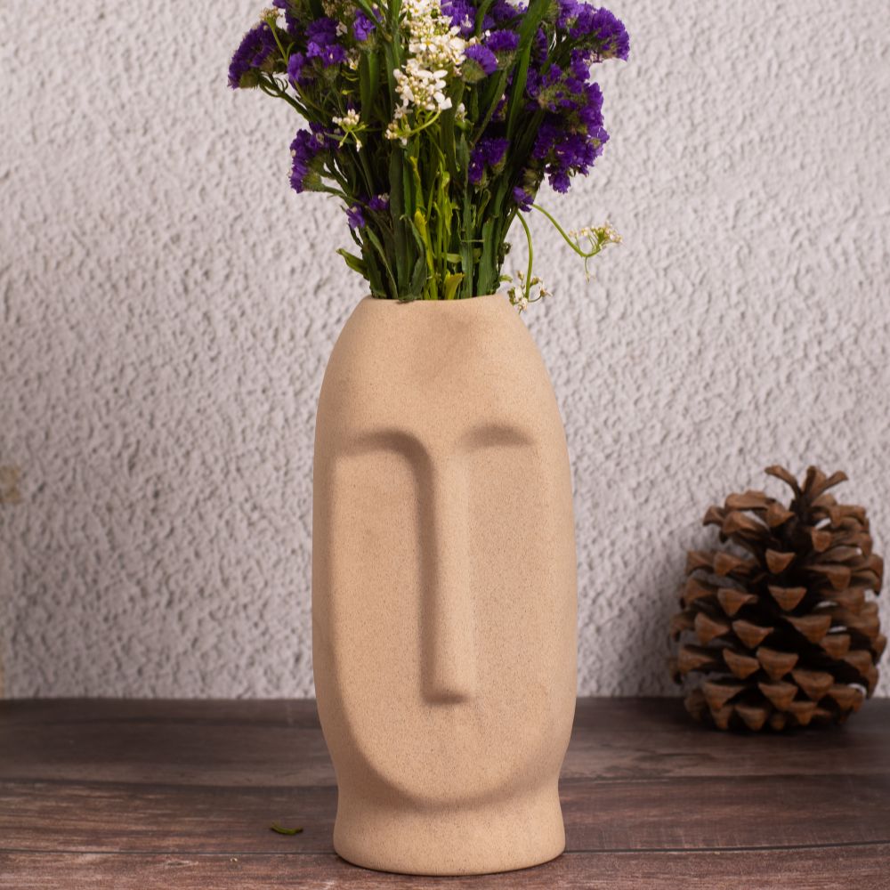 Abstract Face Vase Cream